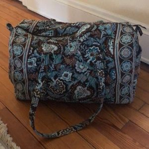 Large Vera Bradley duffle